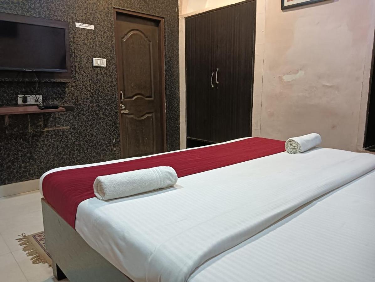 Shree Krishna Hotel Inn Varanasi Exteriör bild