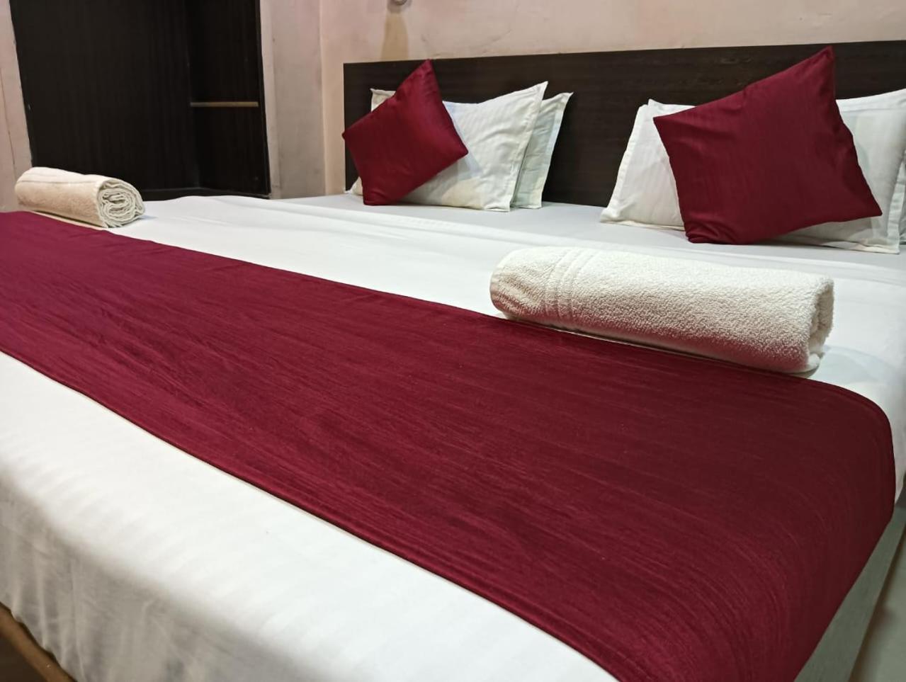 Shree Krishna Hotel Inn Varanasi Exteriör bild