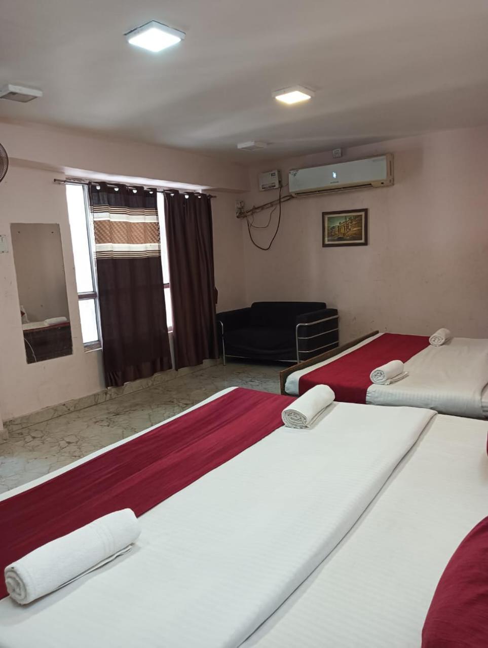 Shree Krishna Hotel Inn Varanasi Exteriör bild