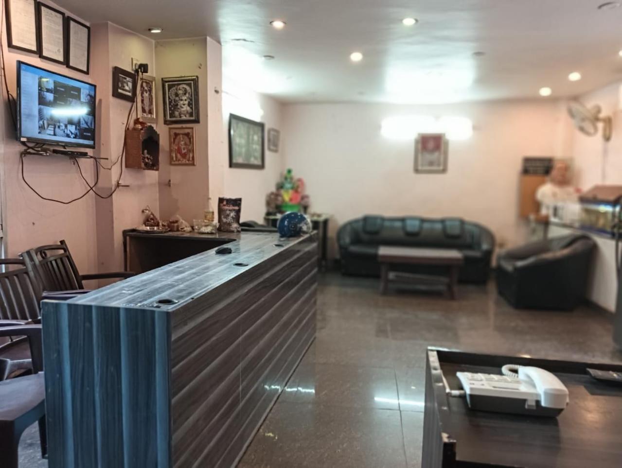 Shree Krishna Hotel Inn Varanasi Exteriör bild