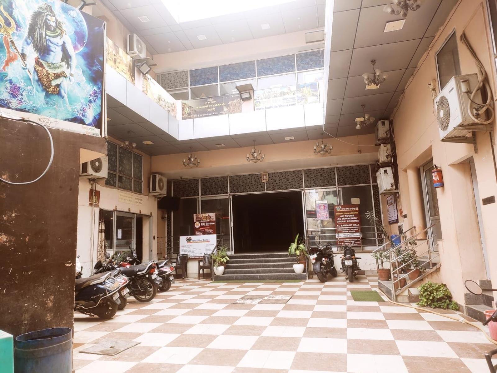 Shree Krishna Hotel Inn Varanasi Exteriör bild